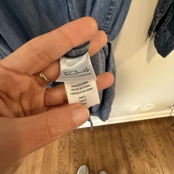 Rails Dark Wash Chambrah Denim Pullover Collared Shirt Midi Dress Sz Small 1650 - Picture 8 of 15